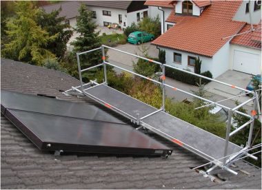 Layher Bautechnik: Dachständer und Aufstockrahmen (verzinkt oder Alu)